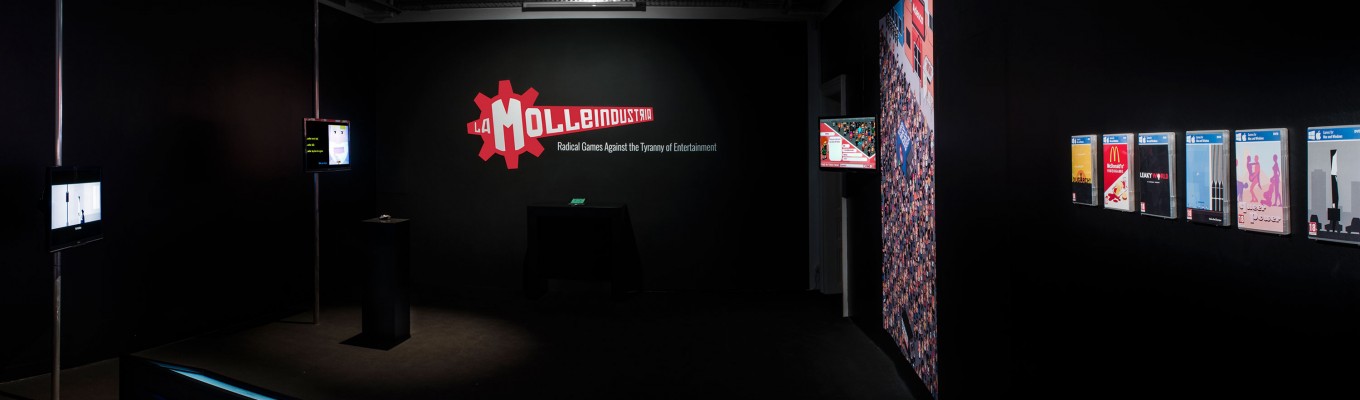 08_aksioma_Molleindustria_02
