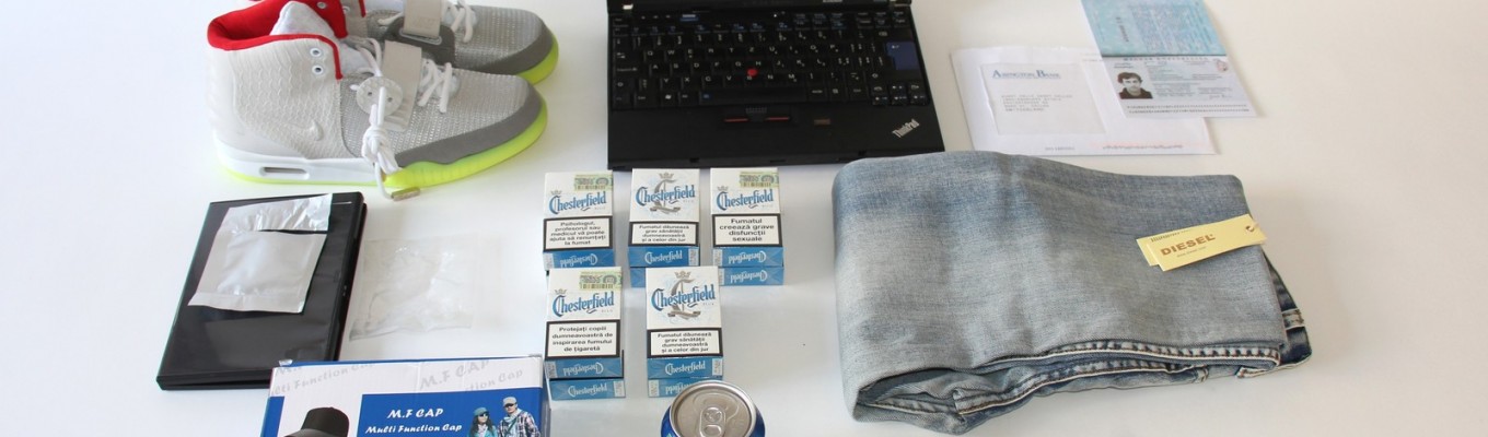 bitnik_random-darknet-shopper